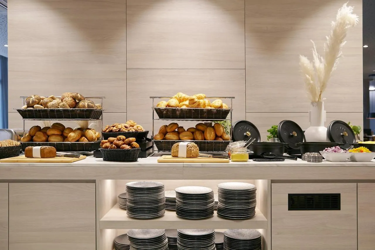 Aparthotel Acora Duesseldorf Airport Living The City - Apartments Germany